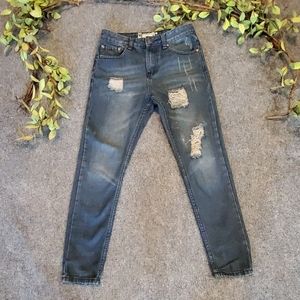 M. GORDON Jean's.                #983